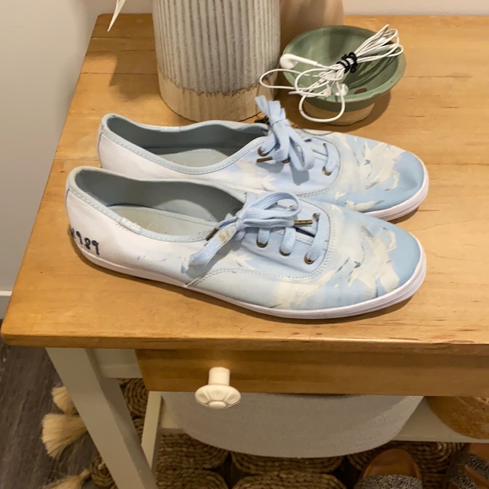 1989 Taylor Swift Keds